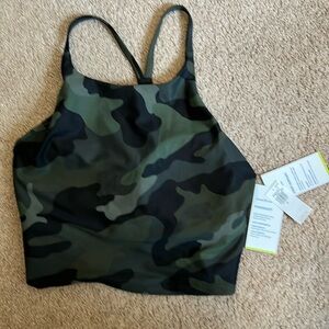 NWT Old Navy Powersoft Sports Bra Size M